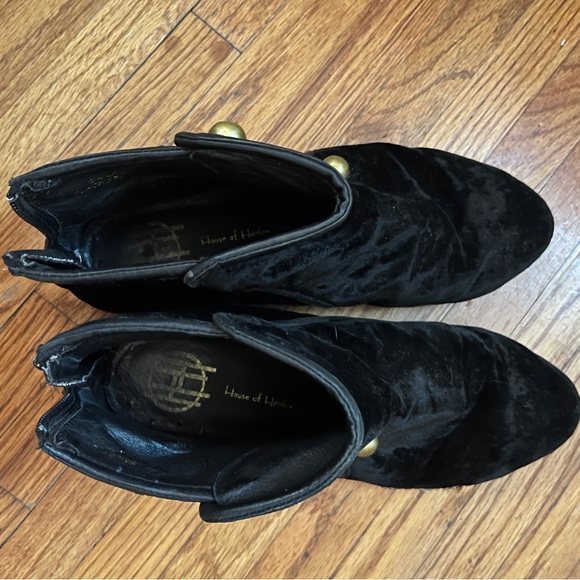 Black House of Harlow Velvet Ankle Boots - Picture 6 of 8